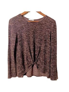 🎈$5 add on. Soft pink heathers top with front gather. Medium.